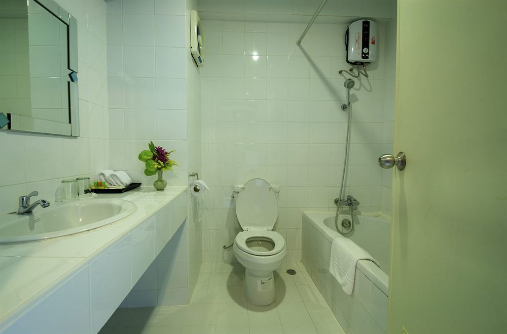 Vista Hotel Chiang Mai - Sha Extra Plus المظهر الخارجي الصورة